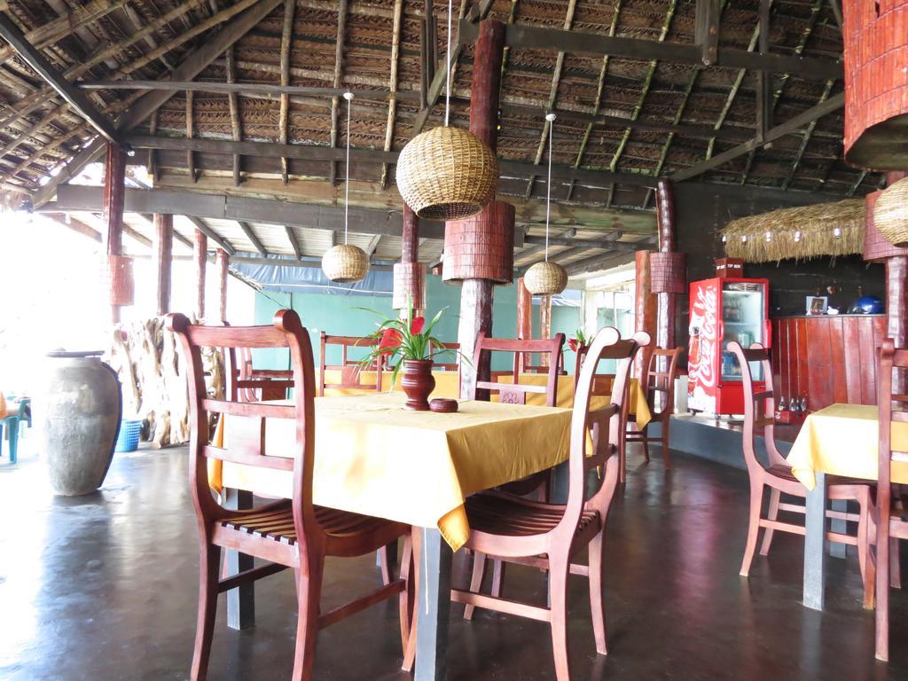 Why Not Guest House Hikkaduwa Εξωτερικό φωτογραφία